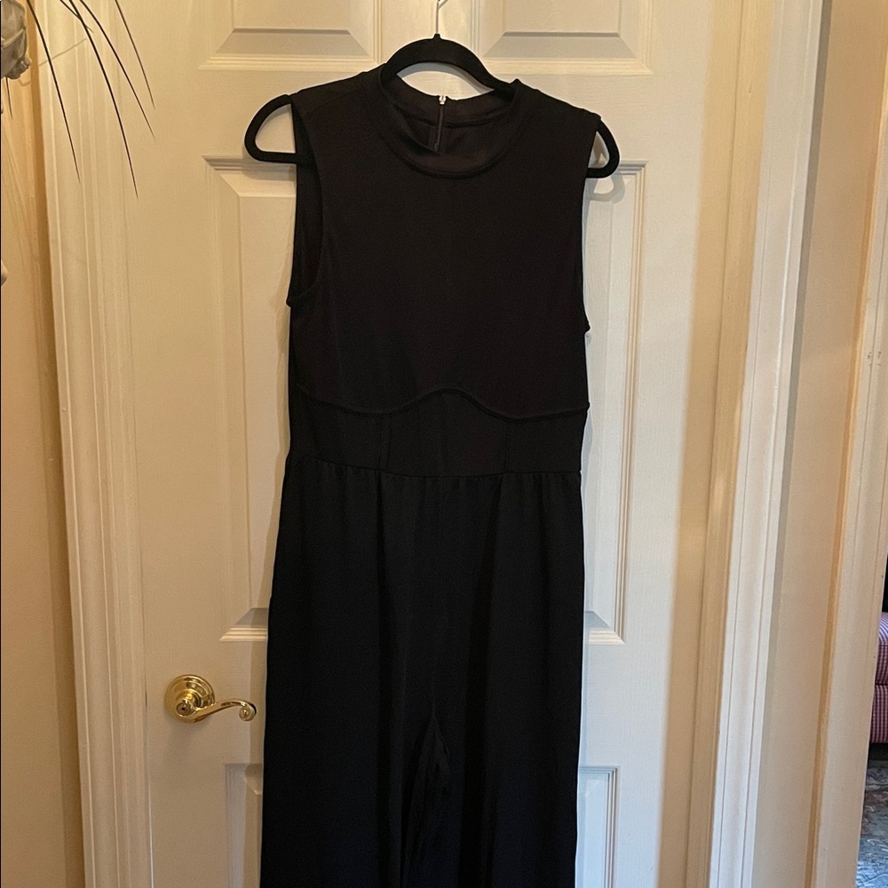 Elegant Black Sleeveless Jumpsuit
